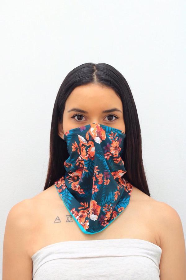 Cuello Antifluido - Flor naranja